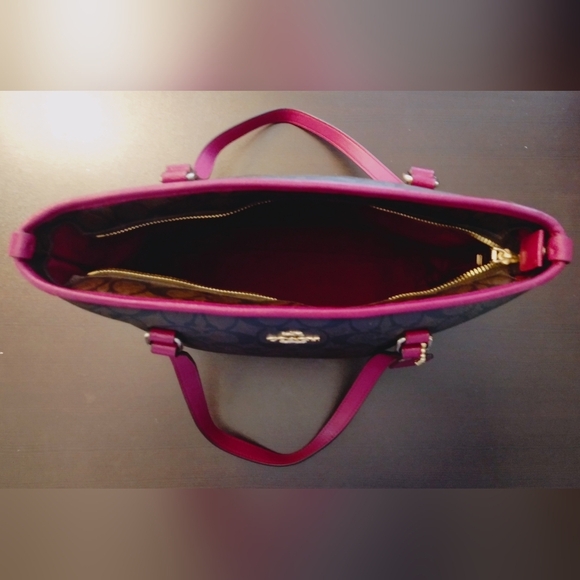 Coach Signature Zip Top Tote F34603 Purple Pink - Picture 8 of 9